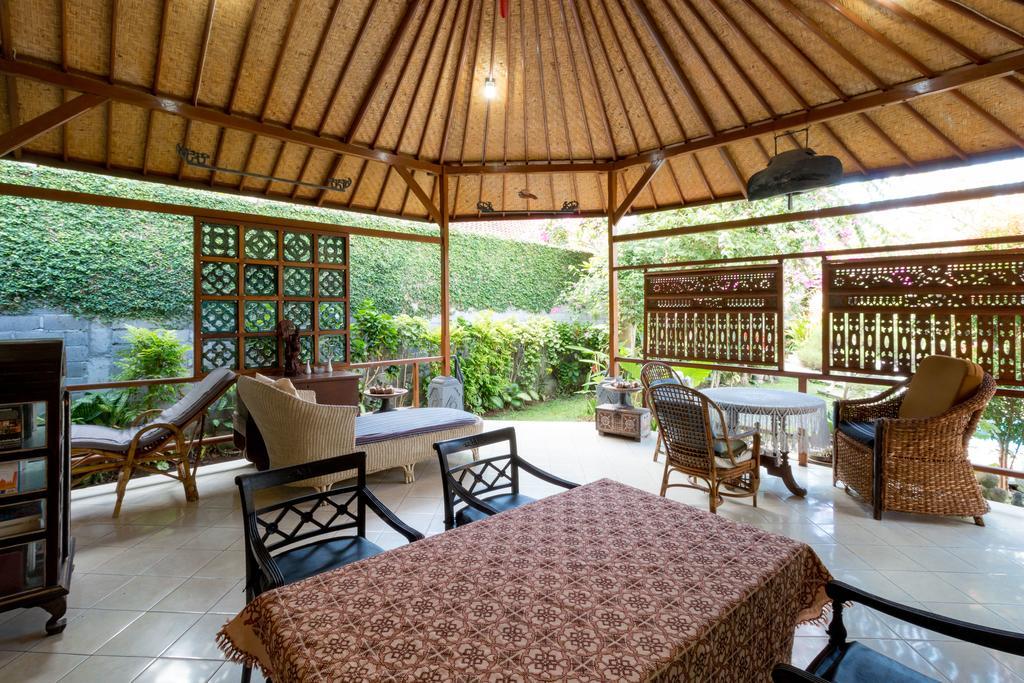 ホテルBaruna Sanur 部屋 写真