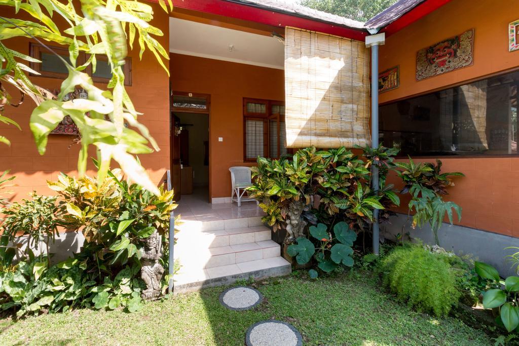 ホテルBaruna Sanur 部屋 写真
