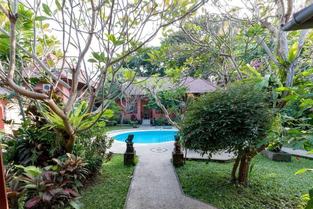 ホテルBaruna Sanur 部屋 写真