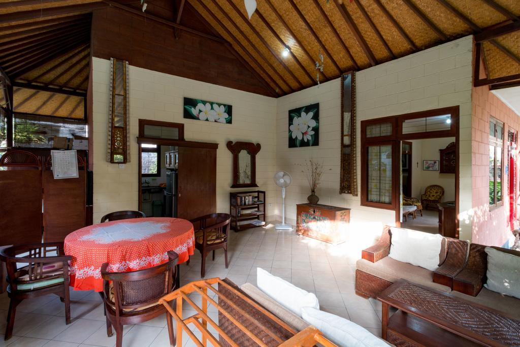 ホテルBaruna Sanur 部屋 写真