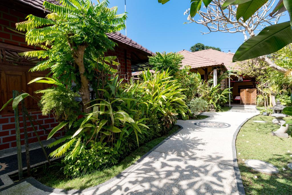 ホテルBaruna Sanur エクステリア 写真