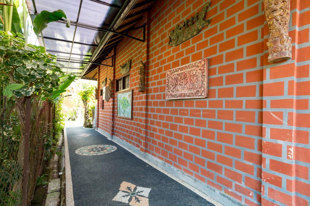 ホテルBaruna Sanur エクステリア 写真